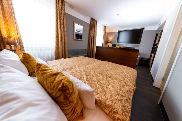غرفة ديلوكس بسرير كينج، Hotel Kaiserhof 3/6