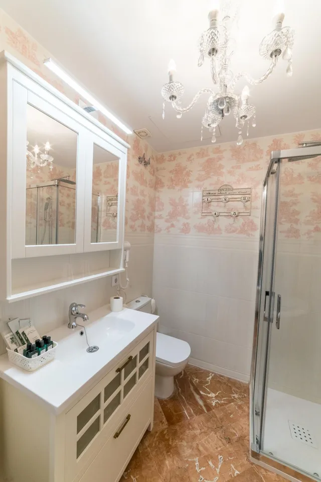 غرفة بسرير كوين بإطلالة على الحديقة، Rey Don Pedro Luxury Home 8/9