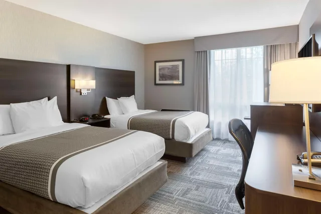 Room, Quadruple, 2 Double Beds, Best Western Milton 3/8
