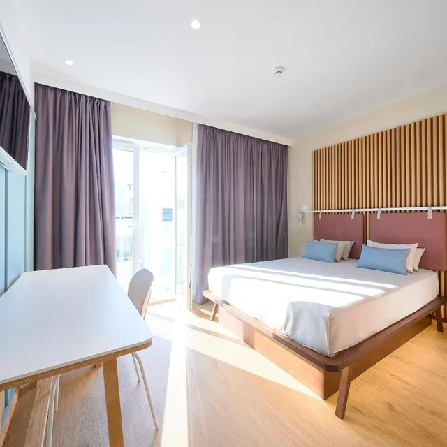 غرفة بسرير مزدوج، Hotel Leonor Conil 1/10