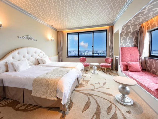 Kira Kira, Corner، Hotel Universal Port Vita 1/2