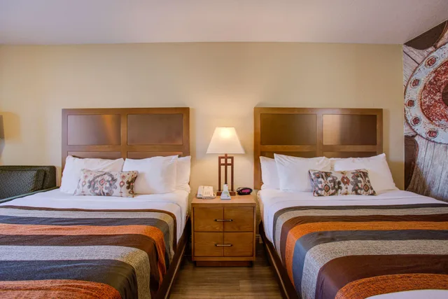 غرفة رباعية بسرير كوين، Best Western Sandman Hotel 3/4