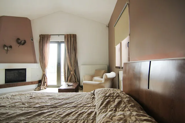 جناح جونيور بسرير مزدوج بإطلالة على الجبل، Delina Mountain Spa Resort 3/8