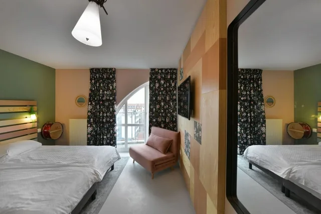 غرفة كومفورت بسريرين منفصلين بإطلالة على المدينة بشرفة، Hotel BIRGIT Berlin Mitte 1/3
