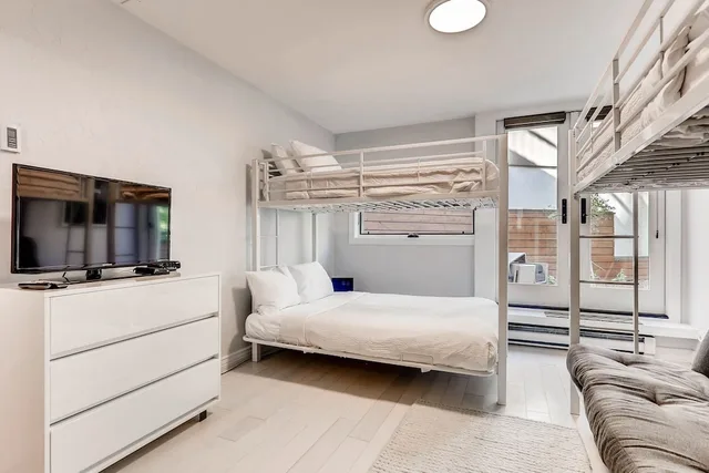 2 Bedrooms, Condo, Luxury, Twin Beds, The Vail Spa Condominiums 1/10