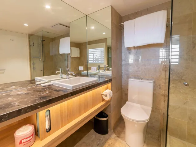 Superior, King Bed, Bay View، The Brighton Hotel Sydney - Mgallery Collection 7/10