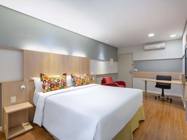غرفة فاخرة بسرير كوين بمطبخ، Mercure Sao Paulo Nacoes Unidas 3/10