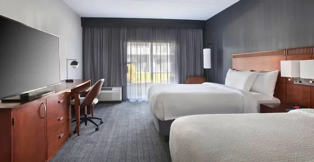 Room, 2 Double Beds, Accessible, Courtyard by Marriott West Palm Beach 1/6