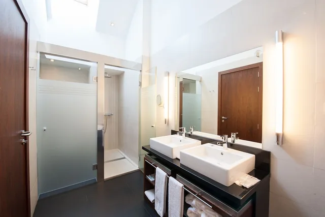 غرفة جونيور بسريرين مزدوجين مع أريكة، Sommos Hotel Aneto 8/10