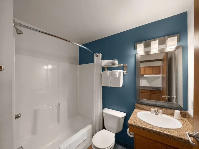 غرفة قياسية بسريرين مزدوجين، WoodSpring Suites Rockwall-East Dallas 7/9