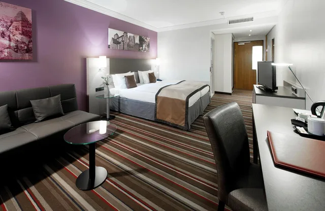 غرفة كومفورت ثلاثية بسرير فردي، Leonardo Hotel Monchengladbach 4/7