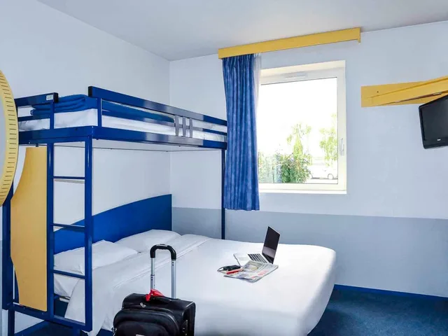 غرفة ثلاثية بسرير بطابقين، Ibis Budget Rennes Cesson 1/1