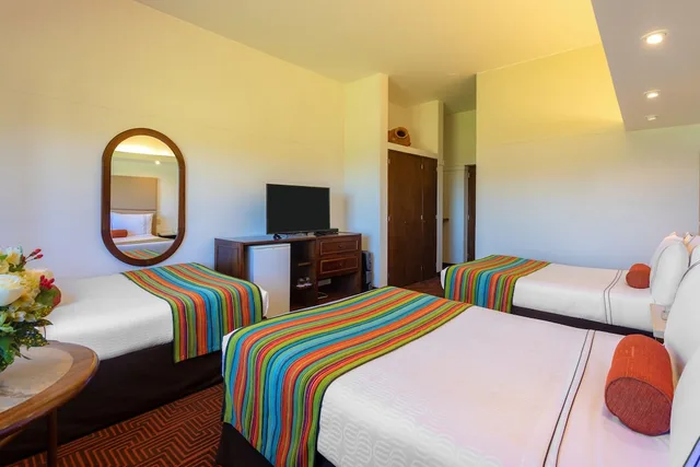 Room, Triple, 3 Double Beds, Lake View, Sonesta Hotel Posadas del Inca Puno 6/8