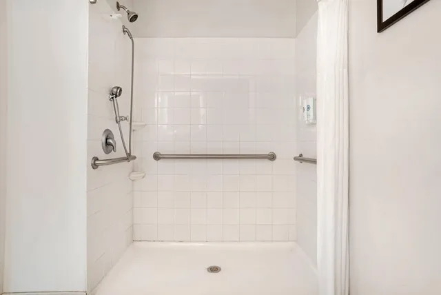 غرفة بسرير كينج لذوي الإعاقة، Comfort Inn & Suites Dothan Northside Plaza 10/10