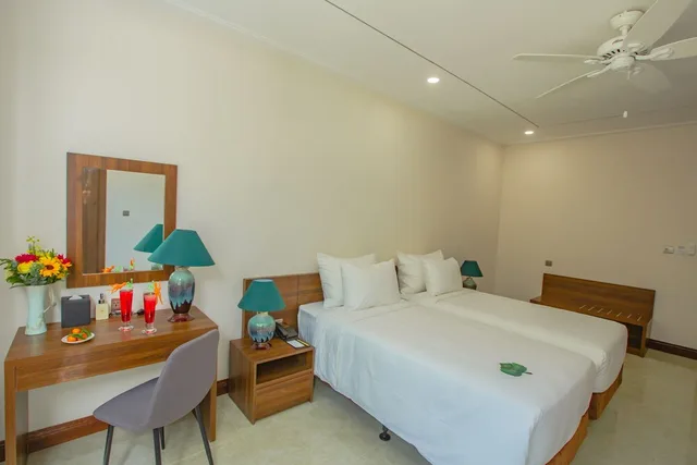 غرفة ديلوكس بسرير كينج بإطلالة على الحديقة بغرفة نوم واحدة، Cereja Hotel & Resort Dalat 4/6