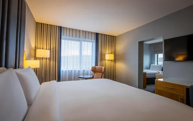 غرفة سوبيريور عائلية، Radisson Blu Hotel, Letterkenny 3/9