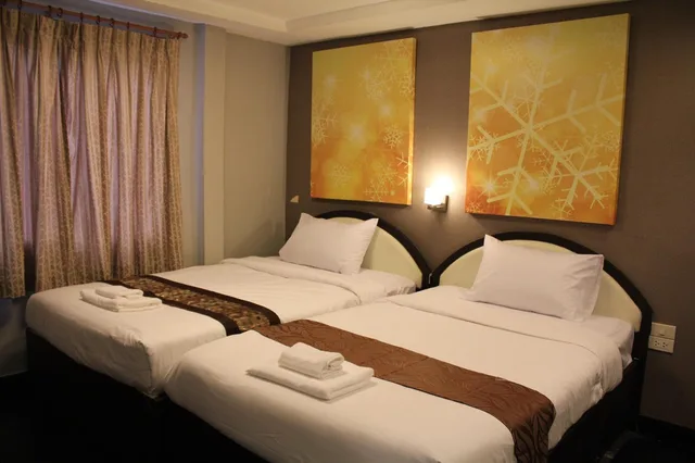 غرفة بسريرين منفصلين للمدخنين، S30 Hotel 1/1