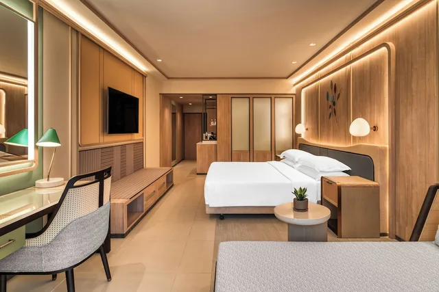 Club Deluxe Premium King, Dusit Thani Krabi Beach Resort 11/11