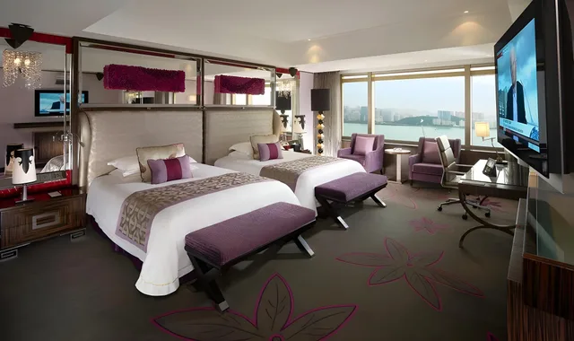 غرفة ديلوكس بسريرين مزدوجين بإطلالة على البحيرة، Grand Lisboa 2/2