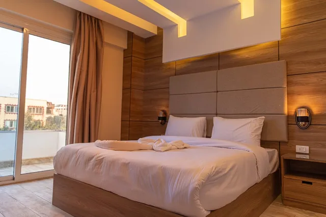 Room, Queen Bed, Pyramids View, Balcony، Nine Pyramids View Hotel 3/7