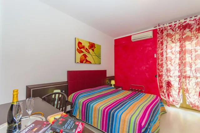 Room, Double Bed, Balcony, Villa Del Mar 3/8