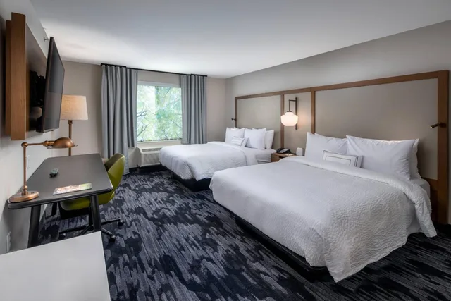 غرفة بسريرين كوين، Fairfield Inn Suites Little Rock Airport 6/10