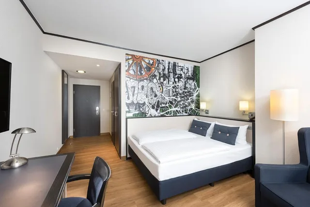Standard, Double Bed, Sunday Hotel Bad Honnef 8/15
