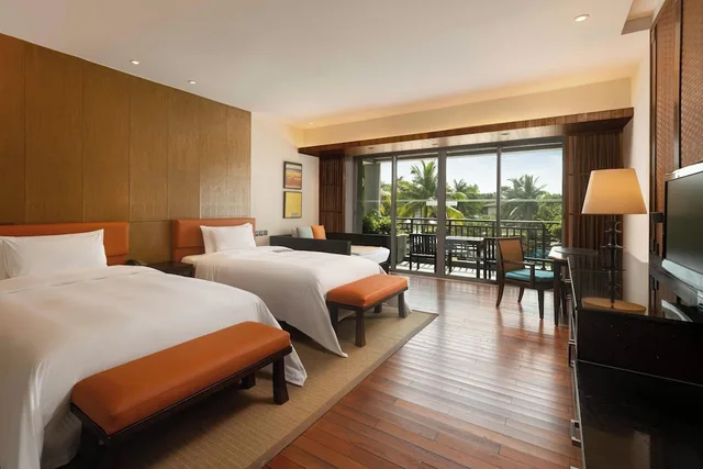 غرفة ديلوكس بسريرين مزدوجين بإطلالة على الحديقة، Le Meridien Shimei Bay Beach Resort & Spa 2/10