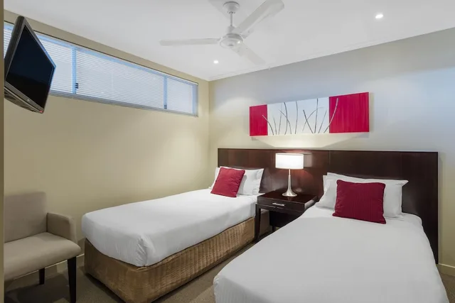 2 Bedrooms, Premier, Apartment, Oaks Hervey Bay Resort and Spa 6/10