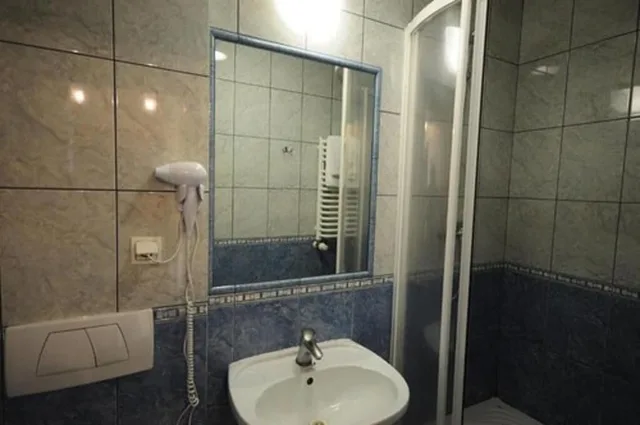 غرفة مفردة، Matejko Hotel 6/6