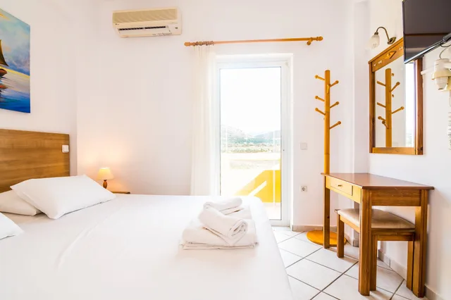 شقة بسريرين منفصلين بغرفة نوم واحدة مع أريكة، Thalassa Apartments 5/10