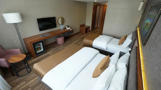 Deluxe, Hilas Thermal Resort & Spa 7/9