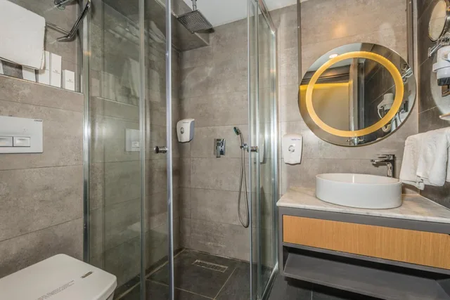 Deluxe, Laren Business Hotel And Spa 5/9