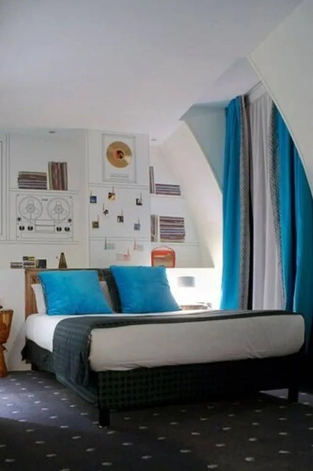 غرفة مفردة، Hotel Du Triangle D Or 12/15