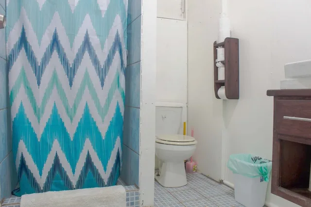 كابينة بسرير مزدوج وسرير فردي بإطلالة على الحديقة، JuliaS Cabanas 7/7