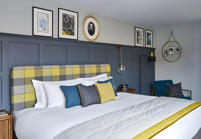 Feature, Junior Suite، CBH The Feathers Hotel & Restaurant 1/1