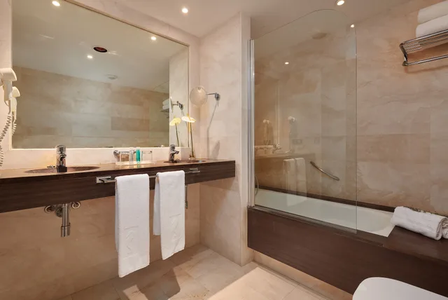 Junior Suite, Double Bed, Sea View, Sofa, Hipotels Cala Millor Park 7/7