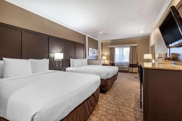 جناح بسريرين كوين، Comfort Inn & Suites Huntington Beach 3/5