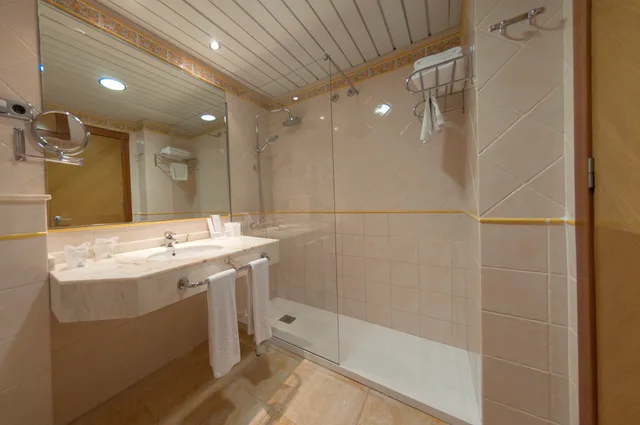 جناح جونيور مفرد، La Laguna Spa And Golf 3/4