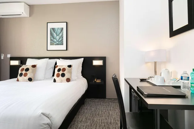 غرفة قياسية بسرير مزدوج، Best Western Hotel Mediterranee Menton 5/7