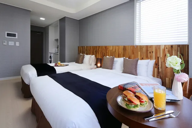 غرفة عائلية بسرير كوين وسرير فردي، Ever8 Serviced Residence 3/8