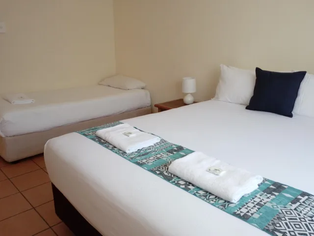 غرفة قياسية، Lake Central Cairns 2/2