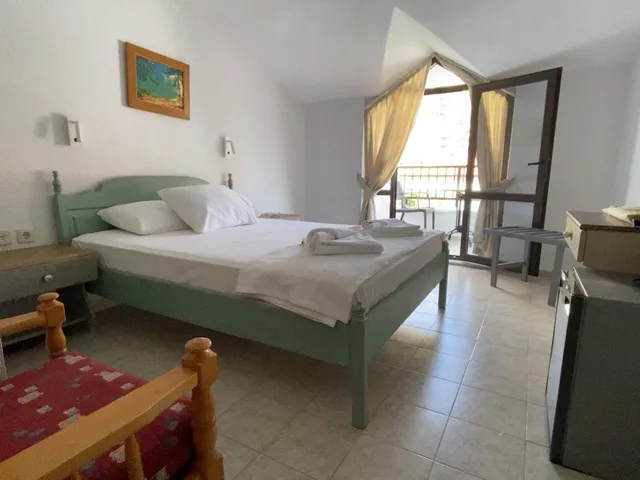 Room, Double or Twin Bed, Side Sea View، Diplomat Hotel 7/10