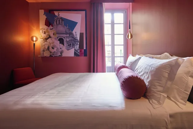 غرفة ديلوكس بسرير مزدوج أو سريرين منفصلين بإطلالة على المدينة، 73 Boutique Hotel 1/3