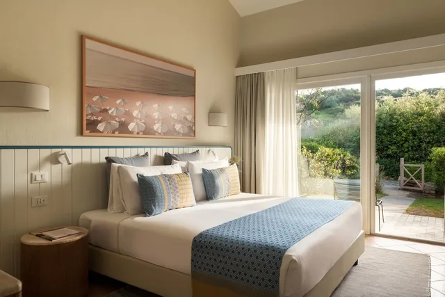 Pool, Double Bed، Chia Laguna - Hotel Village 4/13
