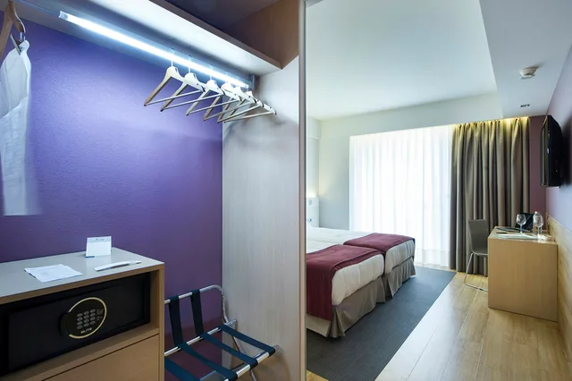 غرفة كلاسيكية بسرير مزدوج، Hotel Sercotel Ciudad de Miranda 3/5