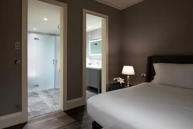 Presidential, Suite, King Bed, Windsor Hotel & Convention Centre Istanbul 2/6