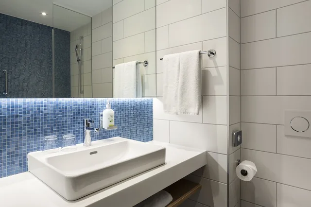 غرفة قياسية بسرير كوين مع أريكة، Holiday Inn Express MUNICH CITY WEST 8/9