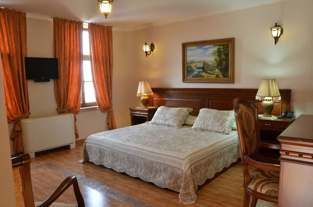 استوديو، Boris Palace 1/2