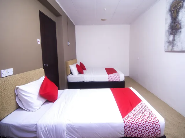 Family Suite, 1 Double and 3 Single Beds، Hua Kuok Inn 1/4